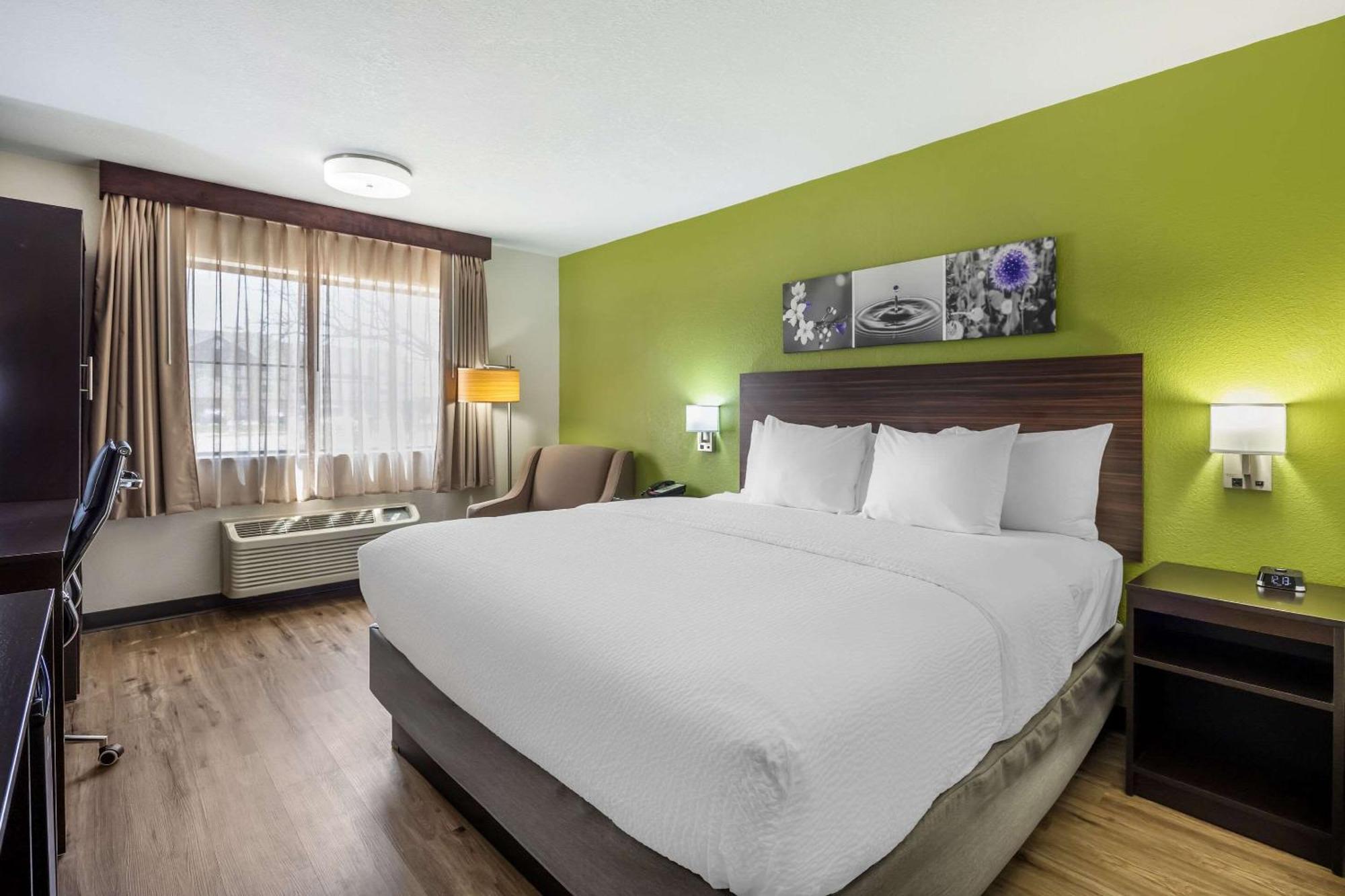 Sleep Inn & Suites Salina I-135 Екстериор снимка