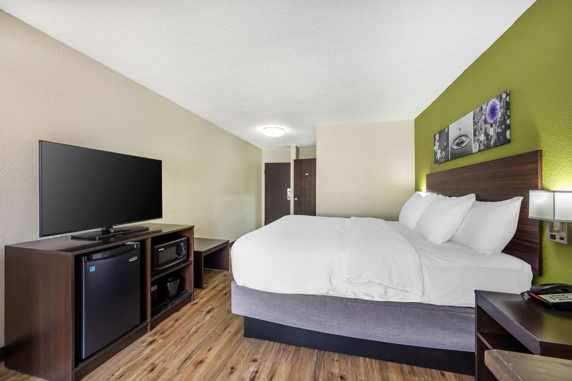Sleep Inn & Suites Salina I-135 Екстериор снимка