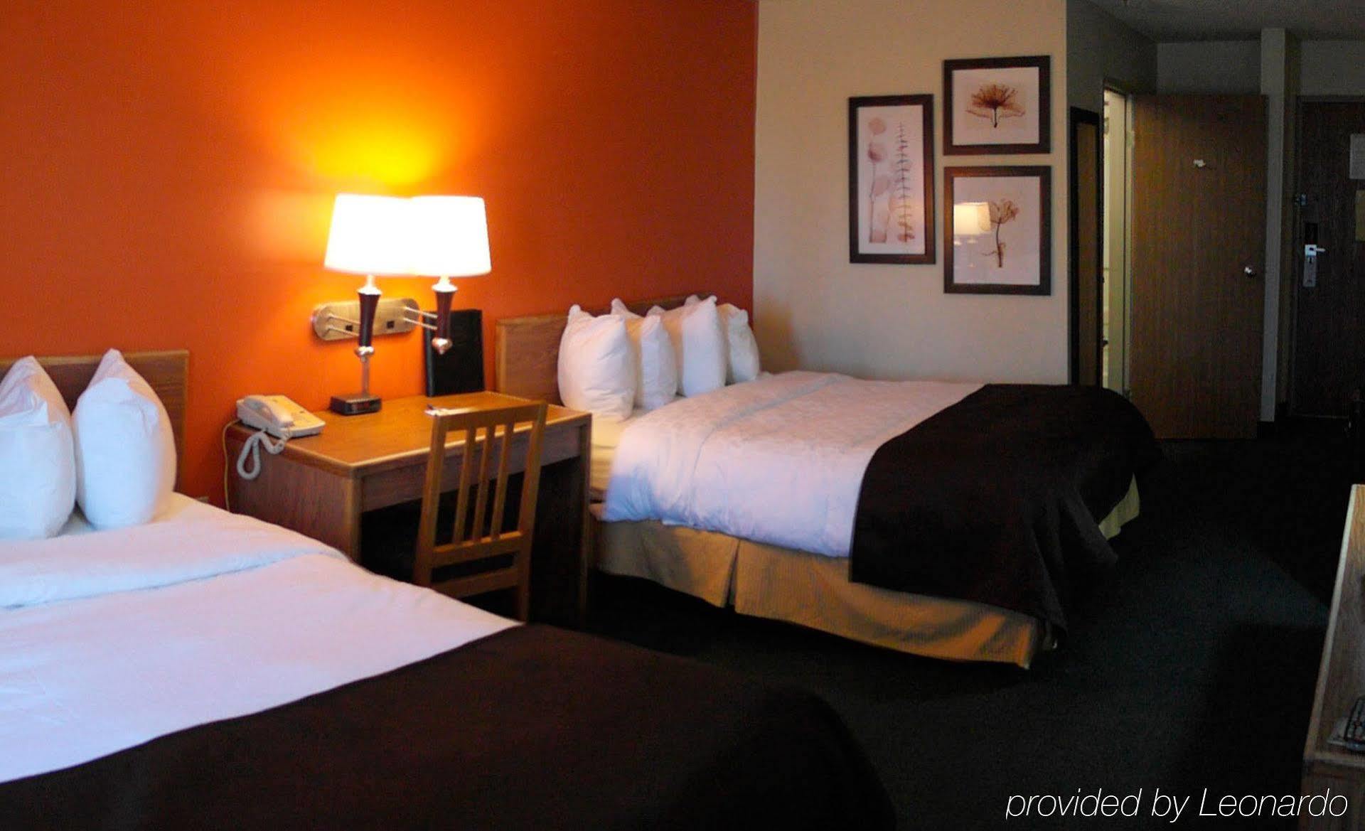 Sleep Inn & Suites Salina I-135 Екстериор снимка