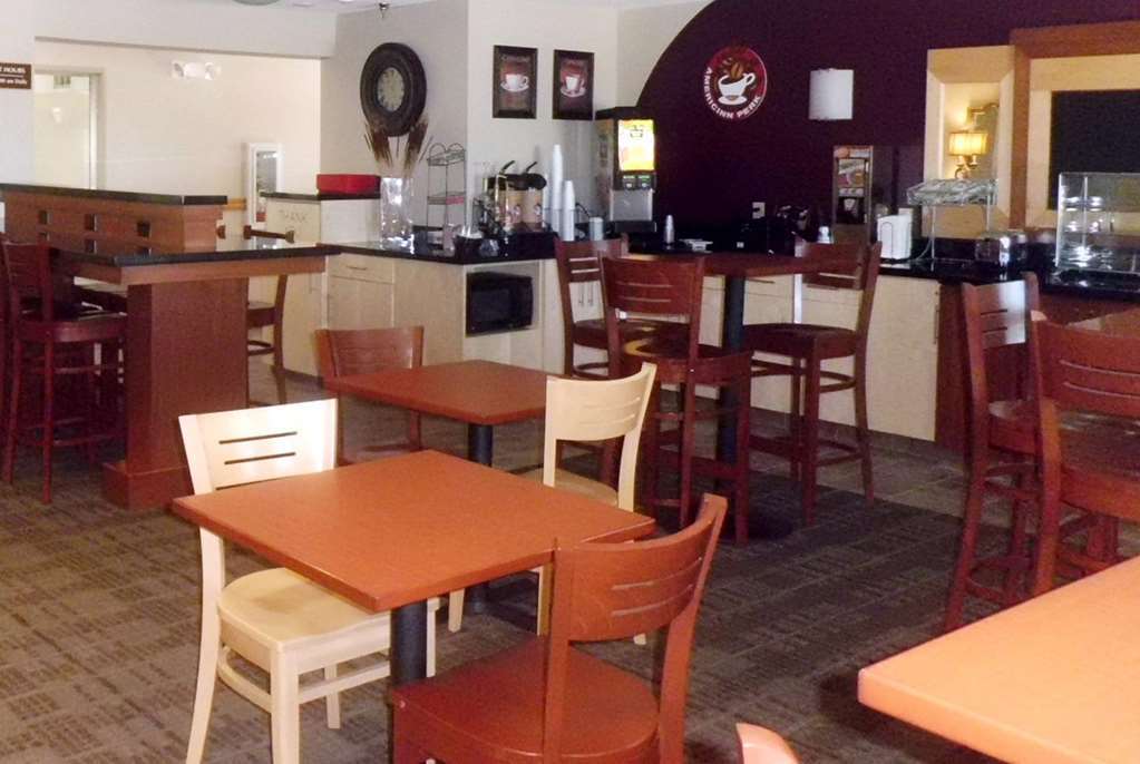 Sleep Inn & Suites Salina I-135 Интериор снимка