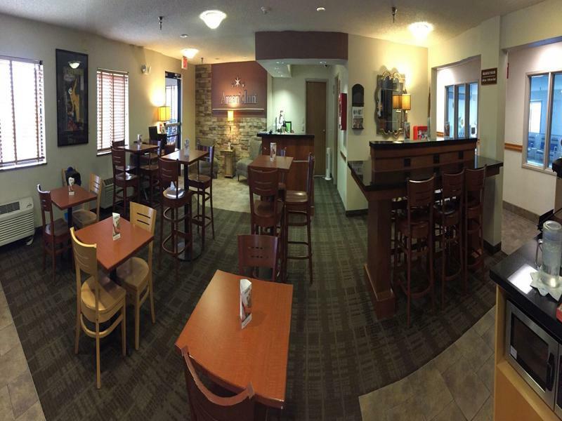Sleep Inn & Suites Salina I-135 Екстериор снимка